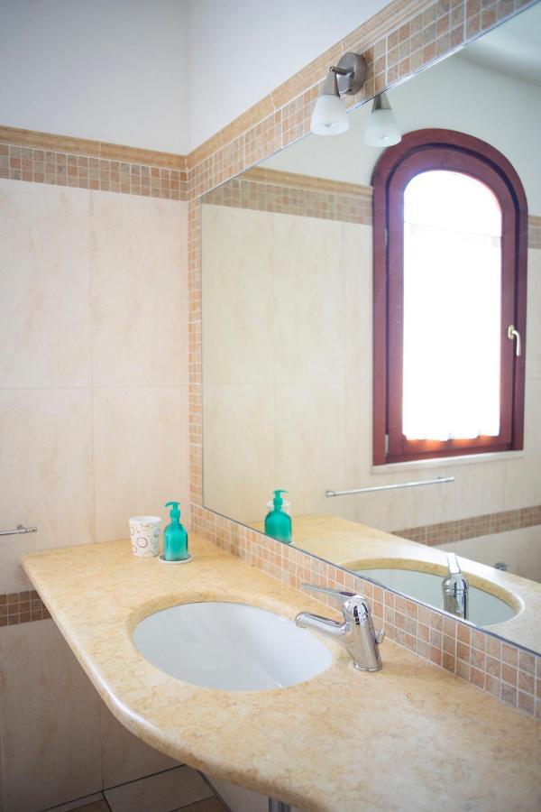 Il Fenicottero Hotel Quartu Sant'Elena Luaran gambar